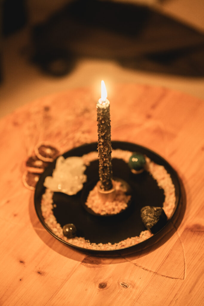 Ritualkerze – Einblick in die Workshop-Vorbereitung