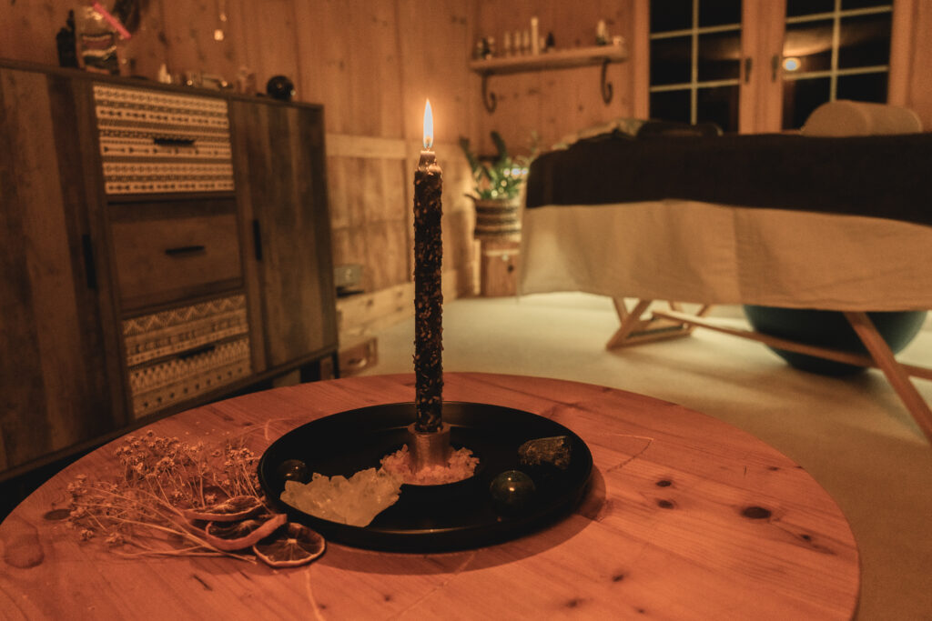 Ritualkerze – Einblick in die Workshop-Vorbereitung